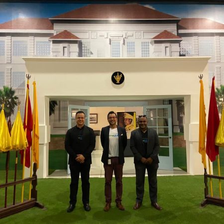 [:en]Balik Kampung! microLEAP drives down to CEO Tunku Danny Mudzaffar's Home State Seremban, Negeri Sembilan [:]